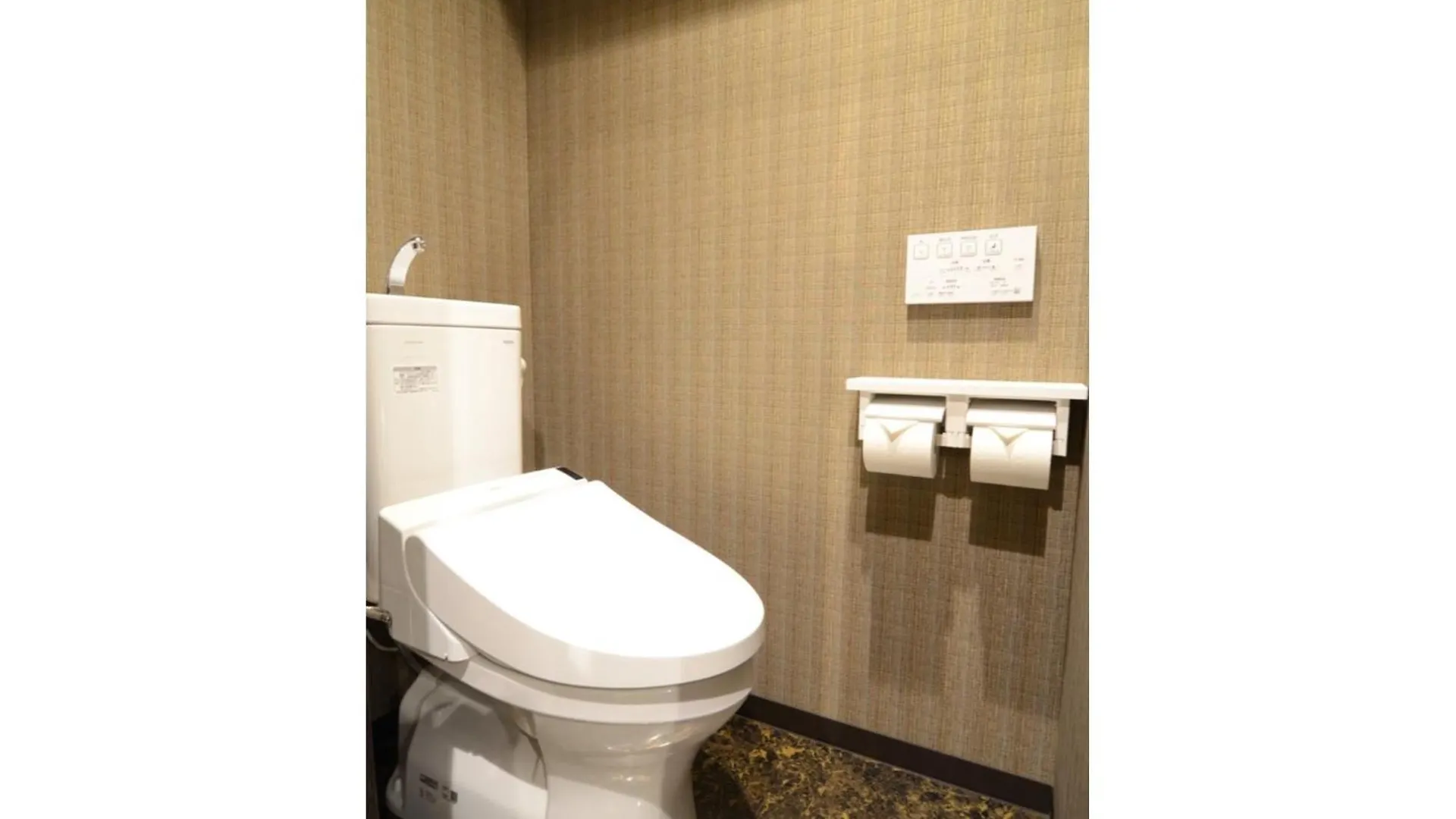 Nihonbashi Luxe Hotel - Vacation Stay 77593V Osaka